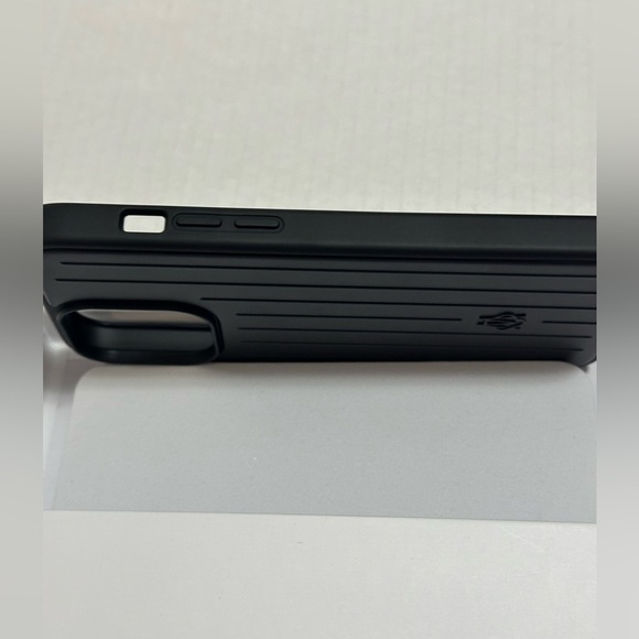 Rimowa iphone case compatible for iPhone 15 ProMax - Picture 11 of 12
